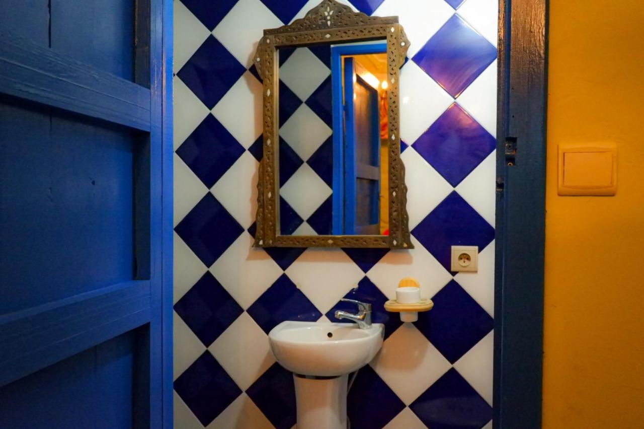 Dar L'Alhambra Hotel Танжер Екстериор снимка