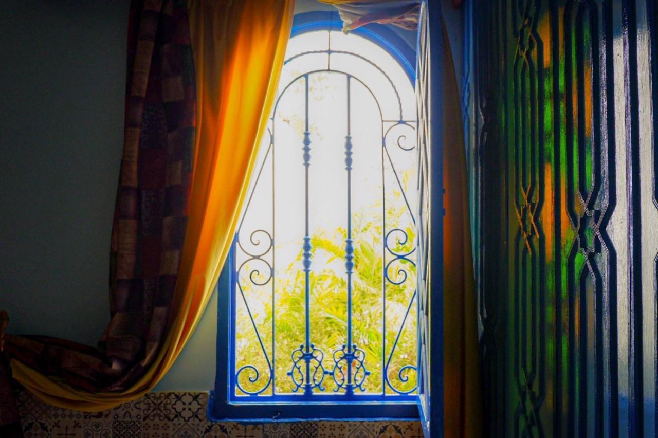 Dar L'Alhambra Hotel Танжер Екстериор снимка