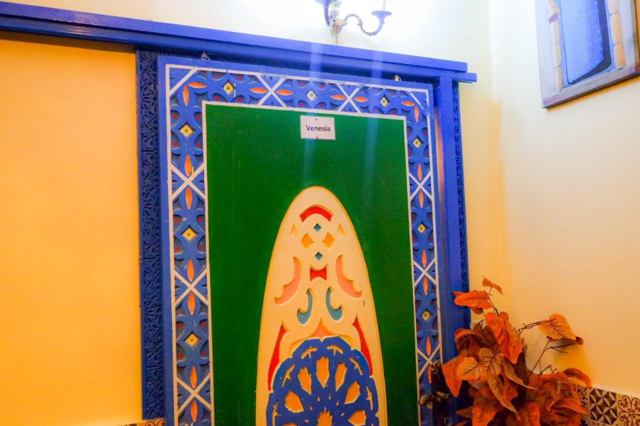 Dar L'Alhambra Hotel Танжер Екстериор снимка