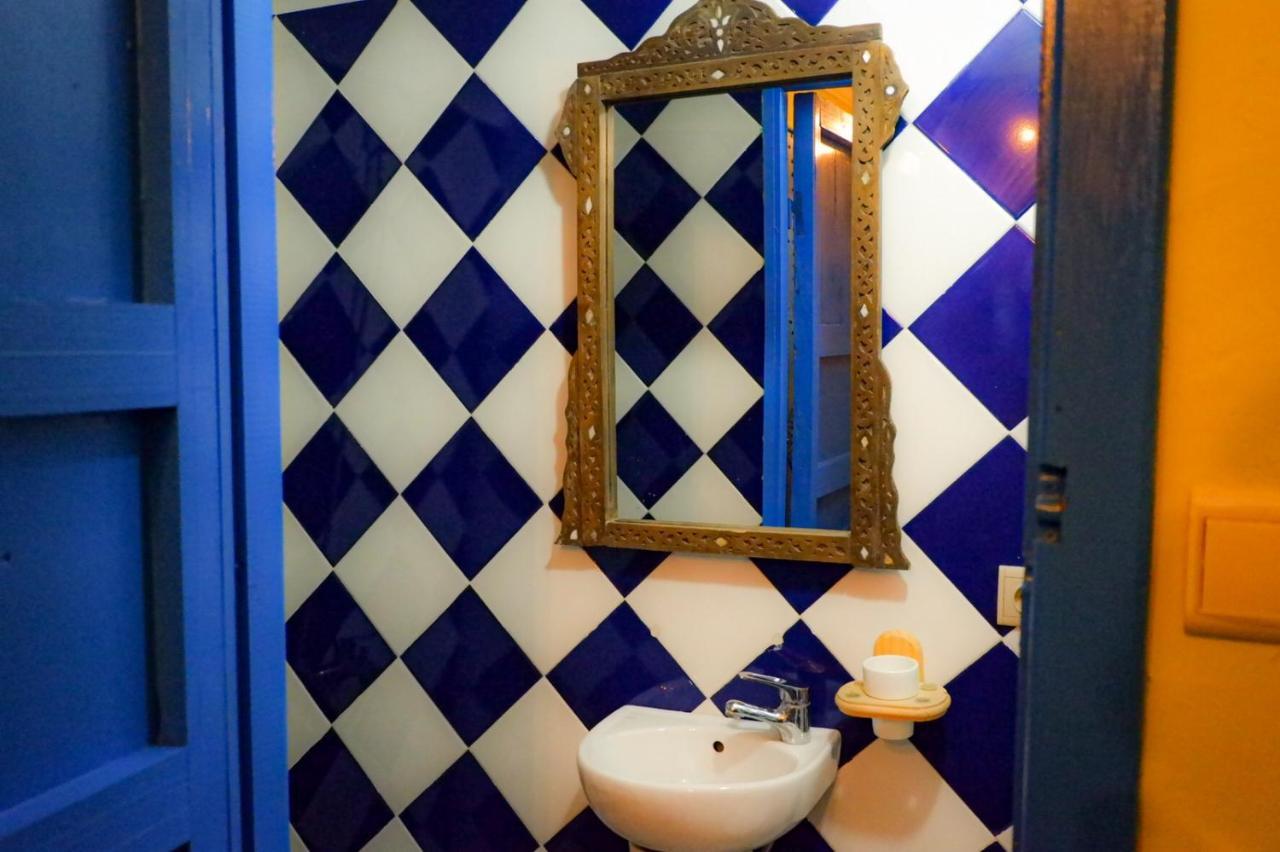 Dar L'Alhambra Hotel Танжер Екстериор снимка